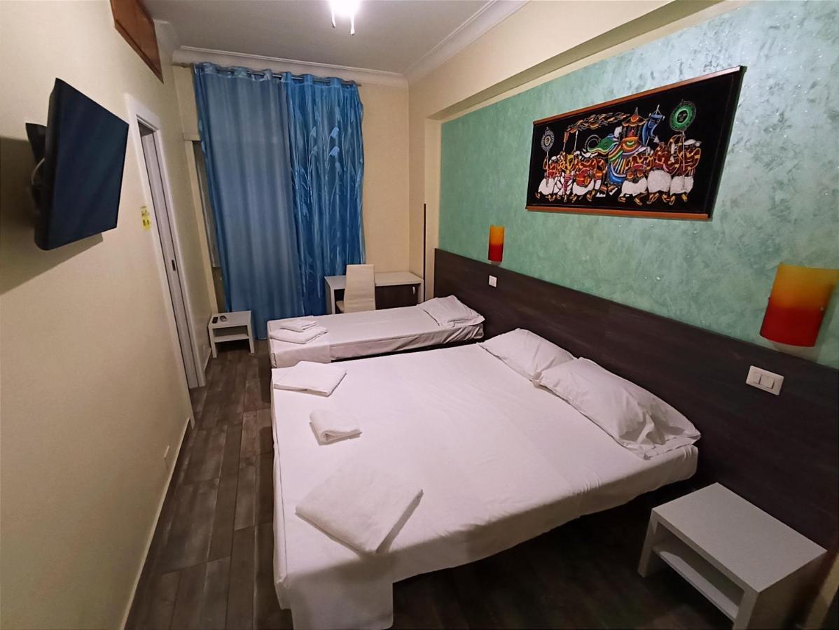 רומא Tiburtina Guesthouse מראה חיצוני תמונה