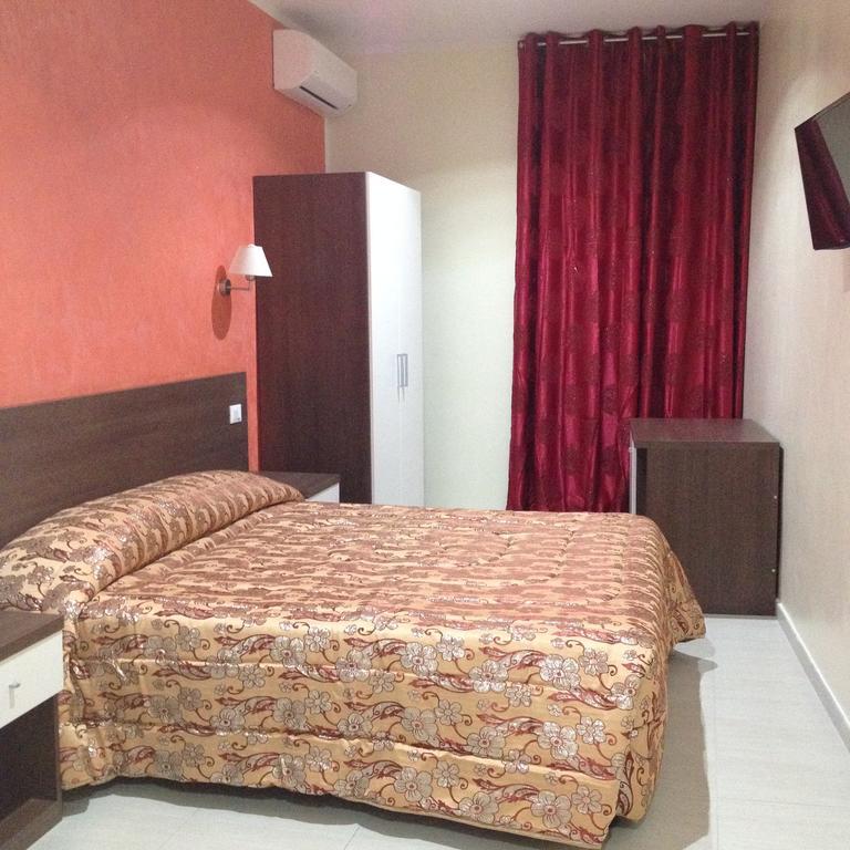 רומא Tiburtina Guesthouse מראה חיצוני תמונה