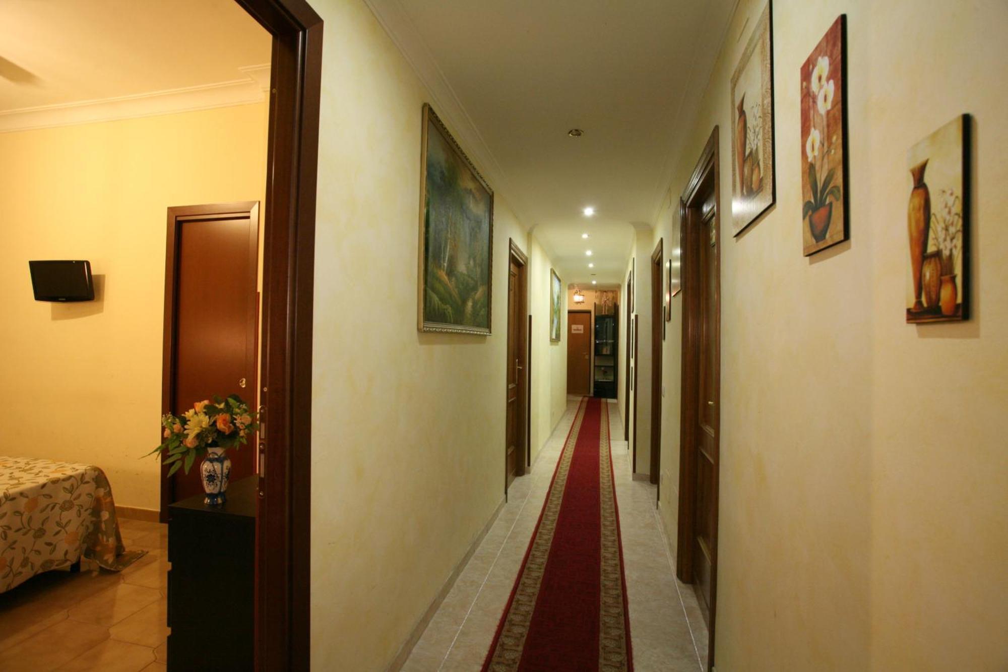 רומא Tiburtina Guesthouse מראה חיצוני תמונה
