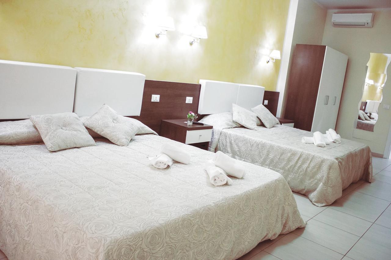 רומא Tiburtina Guesthouse מראה חיצוני תמונה